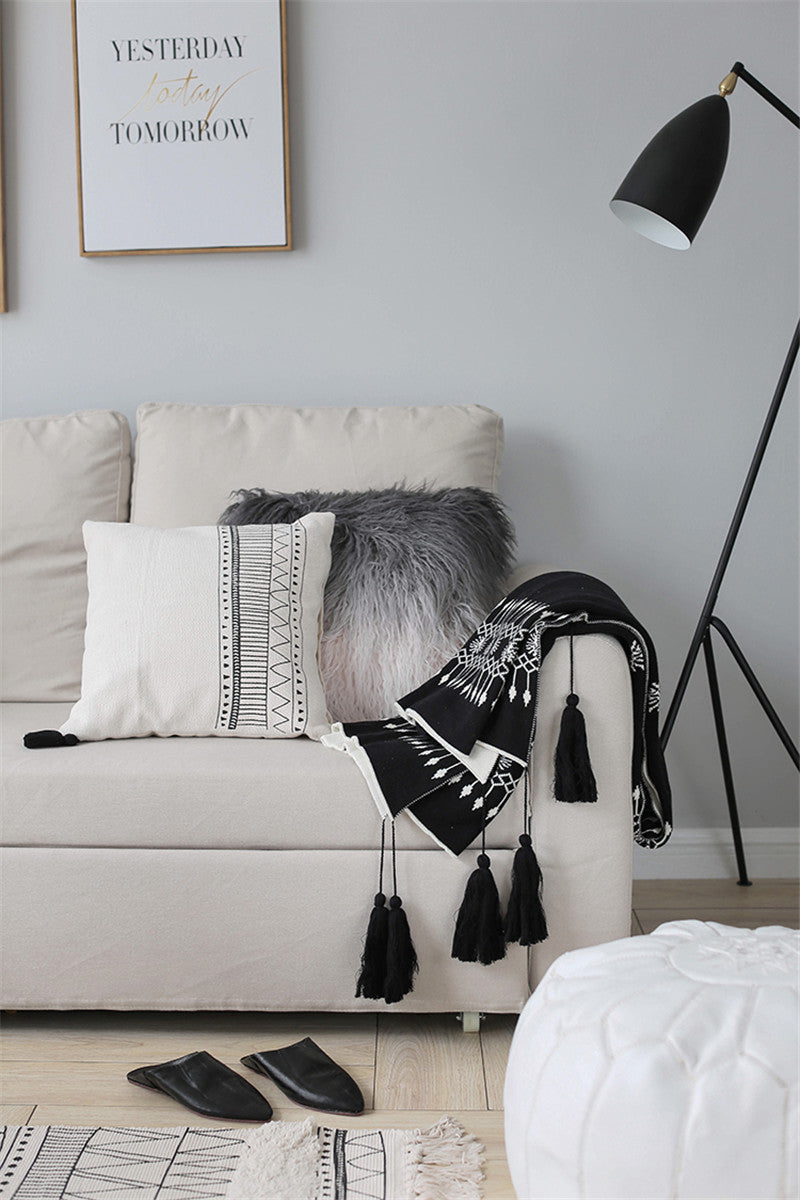 Geometric Tufted Fringed Pillow Case